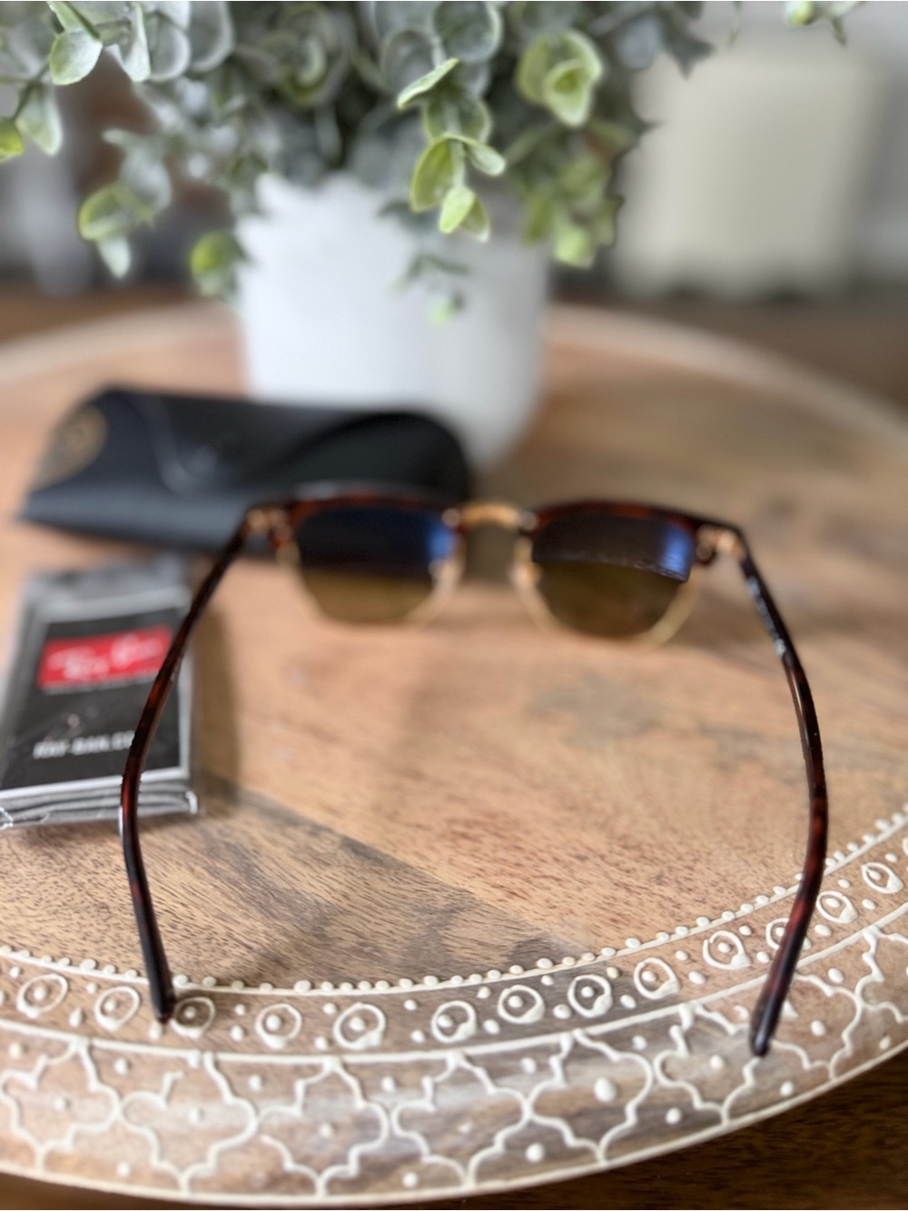 Ray-Ban Clubmaster Sunglasses Brown and Gold - Picture 5 of 7